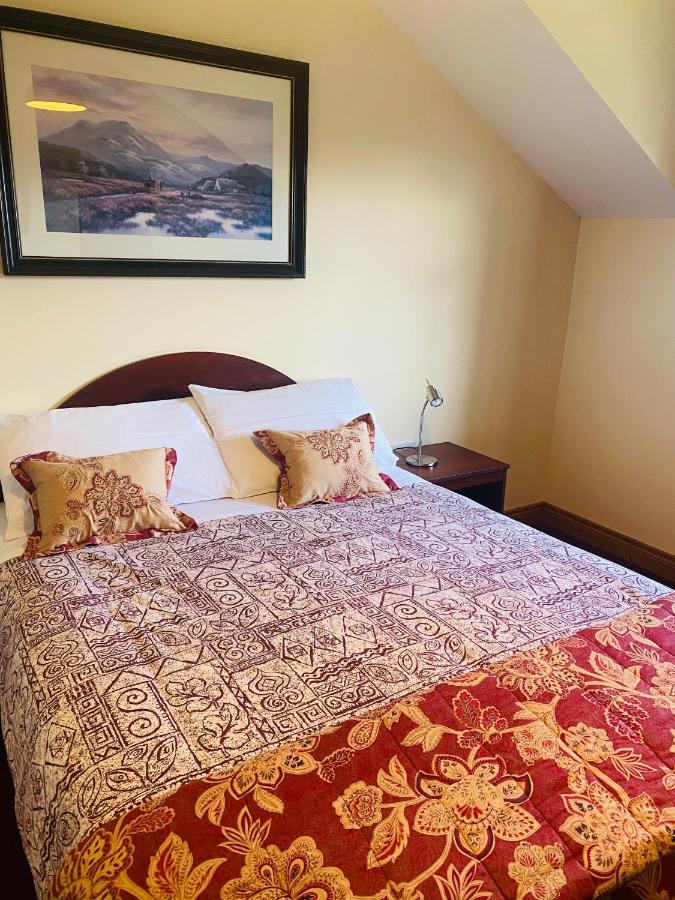 Town Clock Guesthouse Donegal Town ภายนอก รูปภาพ